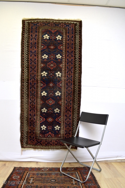 Beautiful antique baluch small rug coroded brown great age related 
All natural colors                    