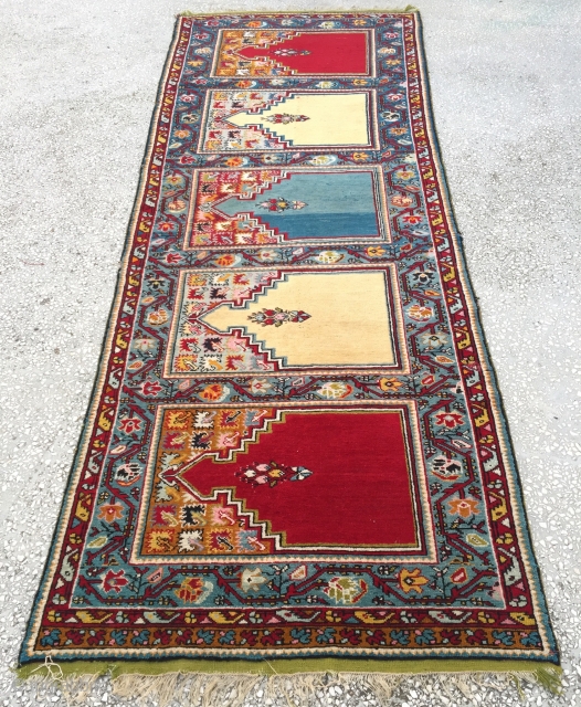 Central Anatolian (kırşehir) Safh Rug 19th Century
Size:312x114cm / 10’3”x3’9”                        