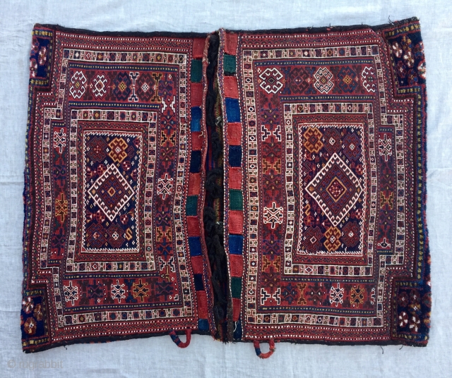 Bakhtiari (Khordjin) Saddle Bag /Good Condition
Size:124x96cm / 4’1”x3’2”                         