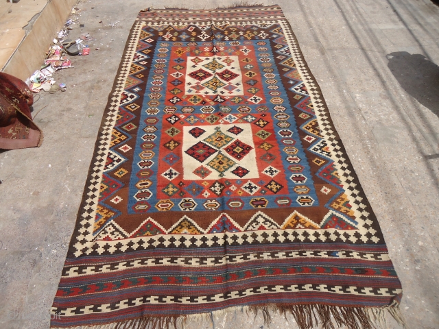 Large colorful Qashqai Kilim with all good color,fine weave.Size 9'7"*5ft.E.mail for more info and pics.                  