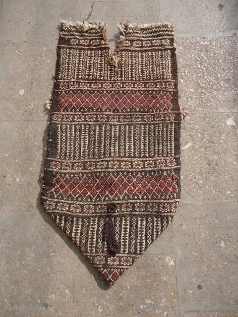 Baluch Animal Trapping with nice colors,design and condition.Size 2'10"*1'5". E.mail for more info.                    