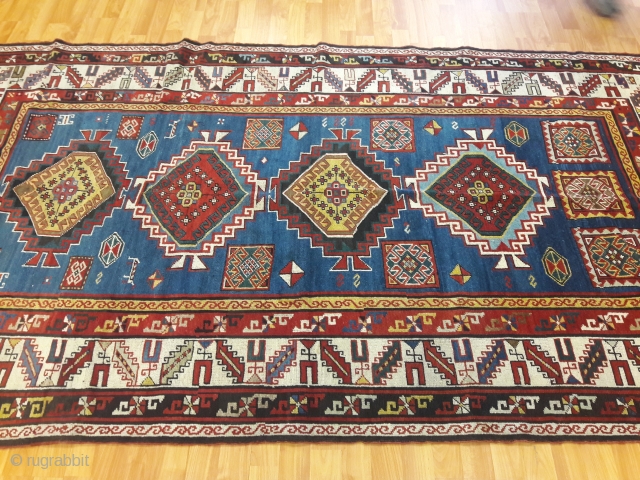 Greetings,
Up for sale is this beautiful Caucasian rug in a fantastic condition as seen in the photos, only few expert reweaving.
            