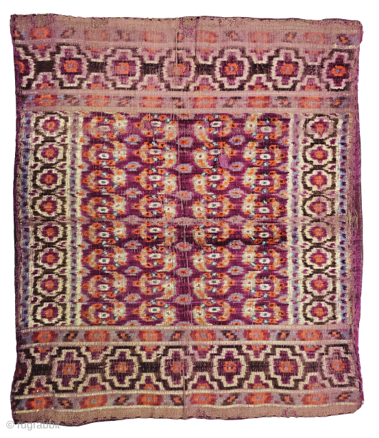 An Rare and Unique Velvet Ikat Hanging From Persia or India. 

C.1875 -1900.

Its size is 45cmX52cm (20240419_160248). Please email me at Kutcharts1@gmail.com           