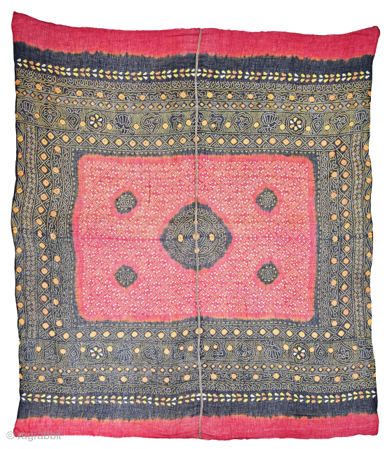 An Very Rare Ceremonial Tie and Dye Odhani (Dupatta). Tie And  dyed Work is ( resist dyed ) on fine muslin cotton. 

From the Jamnagar  Region of Gujarat, India. 

This  ...