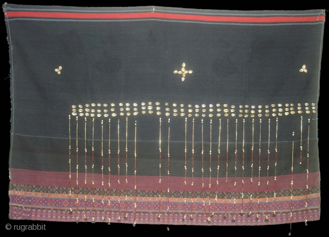 Indigo Naga Shawl From Nagaland.India.Its size is 90cm X 132cm.(DSC09983)
                       