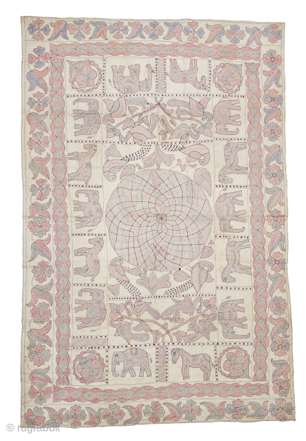 An Rare Nakshi Kantha, Fine Embroidered on the cotton, Probably from Jessore Region of East

(Bangladesh) Bengal region of India, India.

Showing the Folk Art of Bengal .

C.1875 -1900

Its size is 120cmX200cm (20241114_144842).  