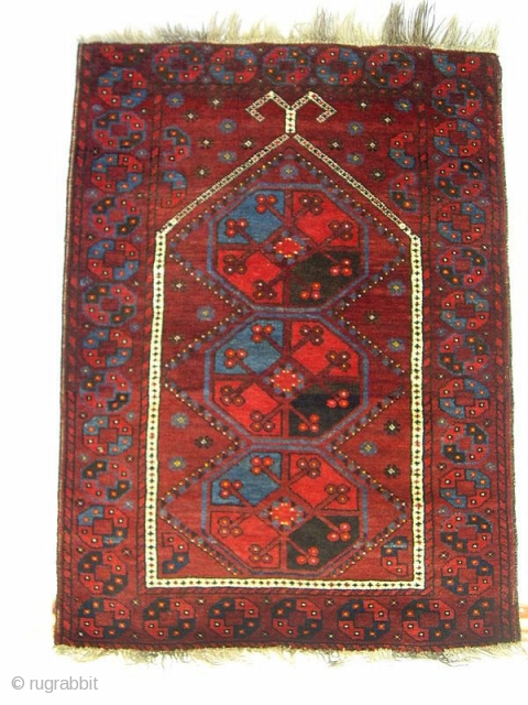 http://oldorientalcarpet.com/rugs3.html                                