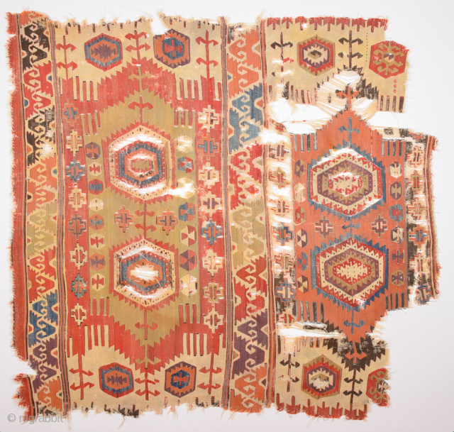 Colorful 19th Century Anatolian Kilim Fragment Size 180 x 200 cm
                      