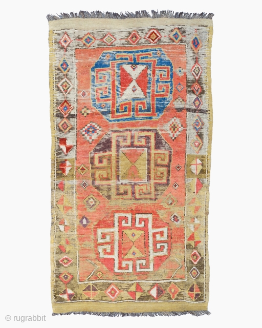 https://www.galleryaydin.com/urun/antique-cappadocia-rug/                                