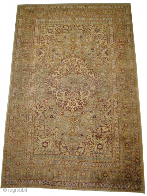 Sivaz Turkish 100% silk, circa 1910 antique, collectors item, Size: 120 x 178 cm, Carpet ID: ES-4
The knots, the warp and the weft threads are hand spun 100% silk. The shirazi borders  ...