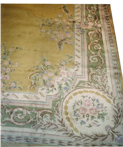 

 	

Indian savonnerie knotted circa in 1940, semi antique, 458 x 368 (cm) 15'  x 12' 1"  carpet ID: P-2411
High pile in perfect condition, the knots are hand spun wool  ...