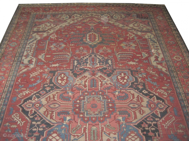 Serapi Heriz Persian circa 1890 antique. Collector's item, Size: 600 x 388 (cm) 19' 8" x 12' 9"  carpet ID: P-5035
Good condition, the colors of the center medallion are: indigo, sand  ...