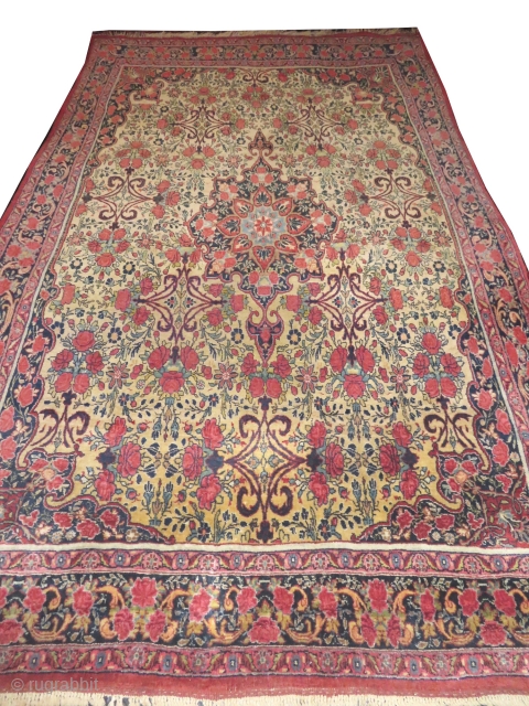 


Bidjar-Halvai Persian knotted circa 1935 semi antique, 166 x 264 cm, carpet ID: BRDI-50
The knots are hand spun lamb wool, the background color is soft yellow, the surrounded large border and the  ...