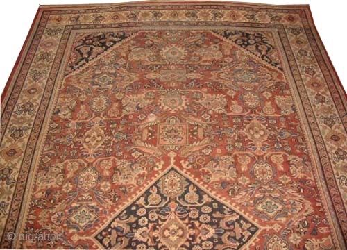  	

Mahal Persian circa 1925 Semi-antique, Size: 550 x 320 (cm) 18'  x 10' 6"  carpet ID: P-5051
The black color is oxidized, the background color is rust, the center medallion  ...