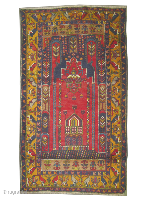 

Yahyali prayer Turkish, semi antique, 113 x 202 cm,  ID: K-5552
The knots are hand spun lamb wool, the warp and the weft threads are 100% wool, the shirazi borders are woven  ...