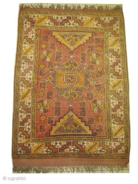 Bergama Turkish, knotted circa in 1910, antique,  168 x 128 cm, carpet ID: SRO-18
The background color is warm red, the surrounded large border is ivory, in good condition and in its  ...