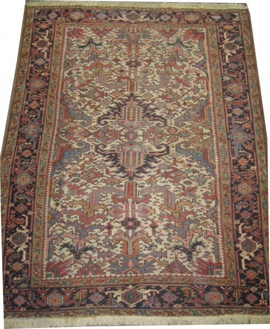 


	

Heriz Persian, knotted circa in 1920 antique, 275 x 213 (cm) 9'  x 7'  carpet ID: P-2127
The black knots are oxidized, the knots are hand spun wool, the background color  ...