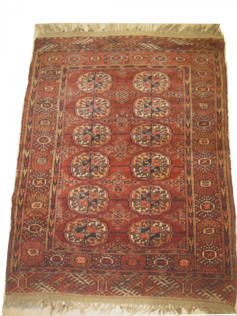 Tekke Boukhara, knotted circa in 1905, antique 88 x 112 cm, carpet ID: LUB-5
The knots, the warp and the weft threads are hand spun wool. Warm rust background, both edges are finished  ...