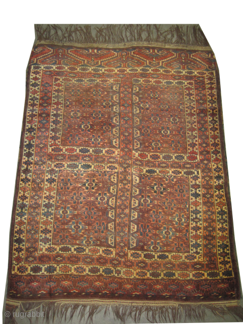 
Yemouth Turkmen knotted circa 1865 antique, collectors item, 133 x 164 cm, ID: K-4720
Ensi design, vegetable dyes, the warp threads are goat hair, the weft threads are wool, both edges are finished  ...