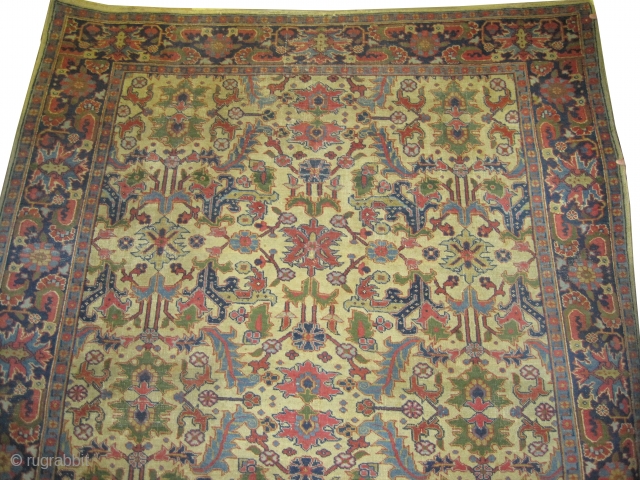 

	

Bakshaish Heriz Persian knotted circa in 1925 semi antique, 286 x 224 (cm) 9' 5" x 7' 4"  carpet ID: P-2605
In good condition, the background color is soft yellow, the surrounded  ...