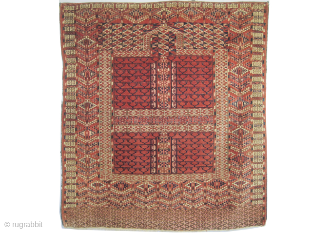 

Hachlou Engsi Turkmen, knotted circa 1880 antique, collectors item, 138 x 153 cm, ID: K-4624
High pile, vegetable dyes, the warp and the weft threads are 100% wool, the black knots are oxidized,  ...