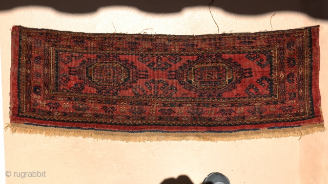 SOLD THANK YOU!

FINE OLD LATE 19TH CENTURY TURKMEN SARYK TORBA BAG FACE ONLY WITH FINE DETAILED SALOR GULS

BEAUTIFUL DEPRESSED WARPS CONSTRUCTION.

MEASURES APPROX. 42" X 14.5".

LOOKS LIKE THERE IS A FAIR AMOUNT OF  ...