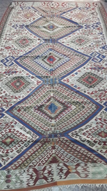 İt is from Aydın Çine kilim
price:on request
Ask about this                        