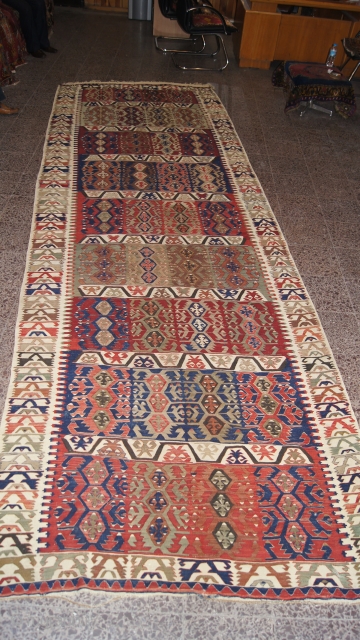 İt is from Konya Taşpınar kilim
Ask about this
Price:on request                        