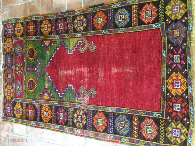 Anatolian prayer rug, Karaman 
wool on wool ,150x95cm
1880-1900 
Good condition                       