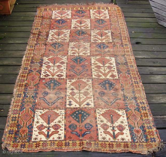 Ersari Floral Compartment Rug, 19th. century, size:4'5 x 8'9 (135 x 266)                     