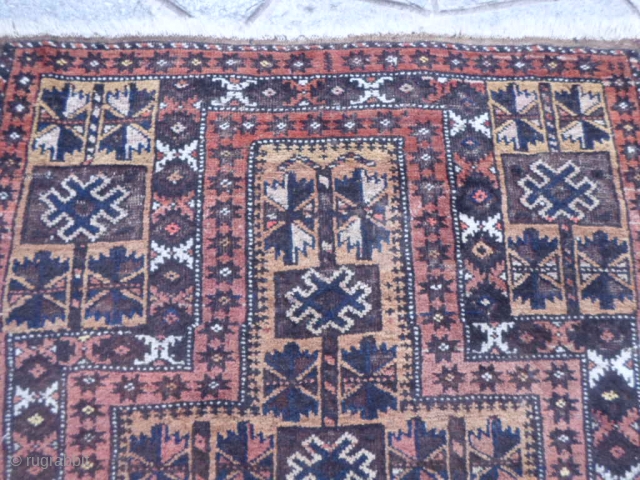 130 x 91 cm. is the size of this antique Belouch tribe. In very good condition and
washed. More pitures or info on request.  Best regards from COMO,  Maurice !  