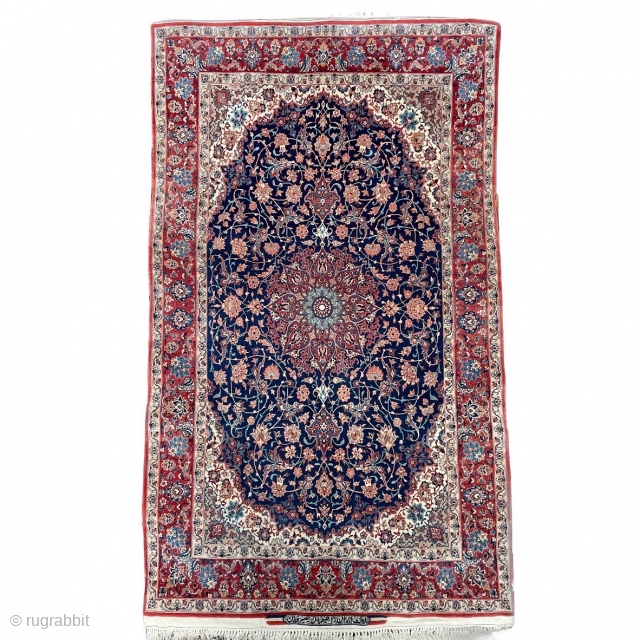 Fine Seirafian Isfahan Rug with authentic signature  - Please email directly at yorukrugs@gmail.com since I haven't been receiving notifications through Rugrabbit inquiry  - Extra high resolution pictures available if interested.  ...