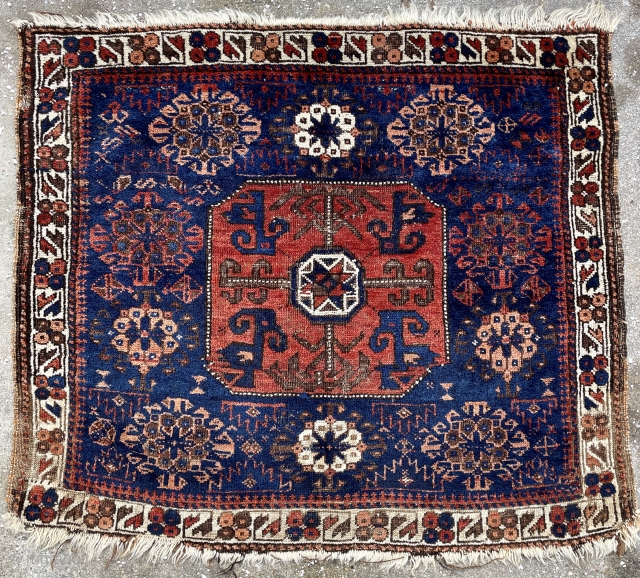 Baluch Timuri Star in Octagon Bagface with Khaf Guls and meandering ivory border - 34" x 30" - 86 x 76 cm.           