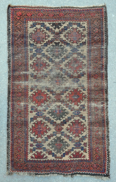 Small Baluch rug with Camel ground - worn but interesting - 2'3 x 3'9 ft. - 69 x 114 cm.             