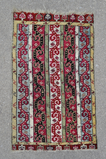 Central Anatolian Yastik - 21" x 34" / 54 x 87 cm.                     