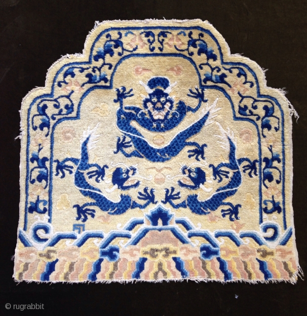 A Ningxia throne pile rug ,
Circa : 19th !
Enough good condition ,                     