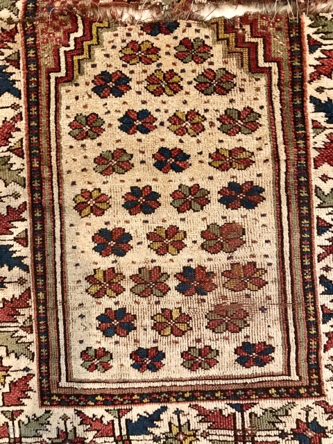 Manastir Balkan prayer rug, damaged

150 x 113 cm                         