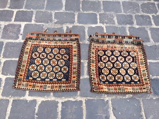 Qashqai pair circa 1900 excellent condition 
size 60x57 cm                        