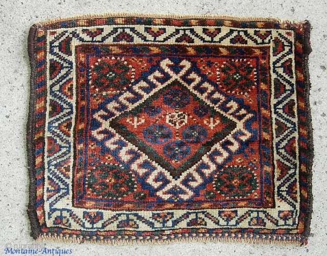 S. Persian bag face. 17 x 21 inches. Possibly Luri. An older piece with nice colors. Might be 19th century. $12 shipping in US.

         