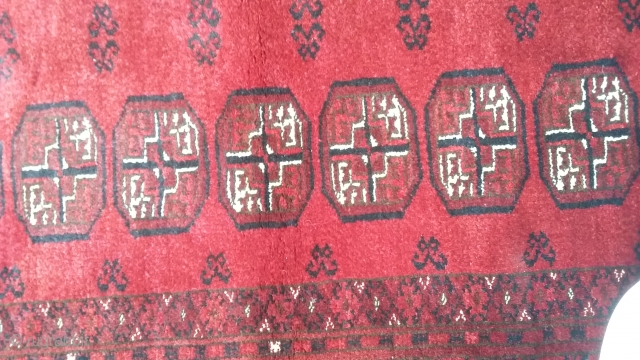 Old turkmen mori gul rug with karakol wool. Size 200x124 cm                      