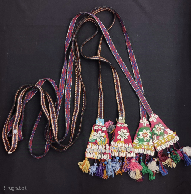 Anatolian Pack Animal Cargo & Tent Bands.
Please contact from; murathanantiques@gmail.com


Size of each: 416cm one end to the other
Shells and beaded part 24cm high and widest part 10cm.      