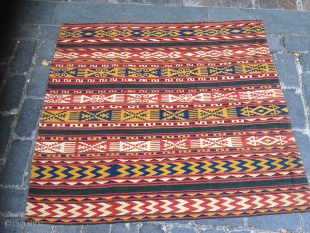 Kırgız Kilim fragment.133x120cm                              