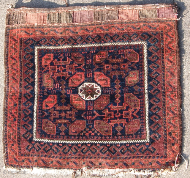 Baluch face 23 x 24" ram horn border                         