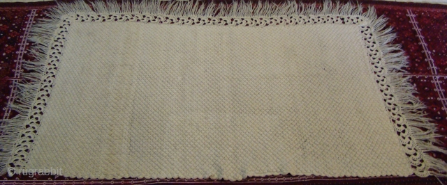 20th century hand knotted Anatolian Shawl
148cm x 82 cm
4ft 10 17/64inch x 2ft 8 9/32inch
                  