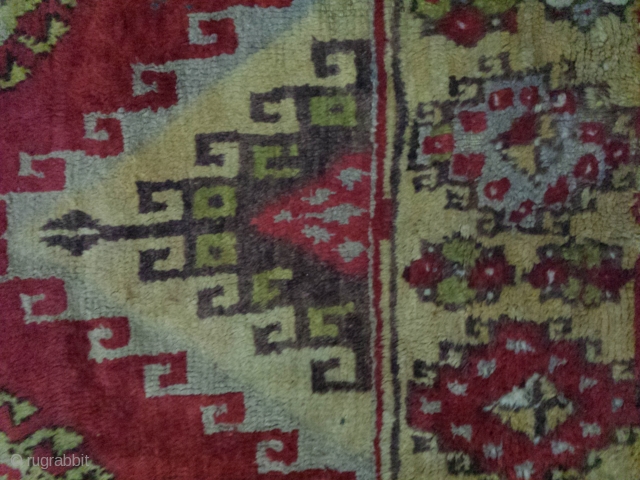 303x92cm
0ld cppadocia carpet runner
circa 120 years old                          