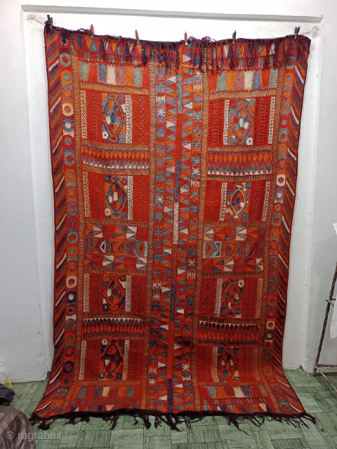 Gorgeous Collectible Iraq Marsh Arab Beni Hasan Wedding Wool Embroidered Blanket.Size 250×157 Cm.Condition is Excellent.Contact For More Info And Price Nabizadah_carpets@yahoo.com            