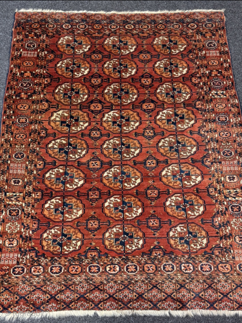 Antique Turkmen Tekke rug, age: 19th century. Size: 175x138cm / 5‘8ft by 4‘5ft http://www.najib.de                   