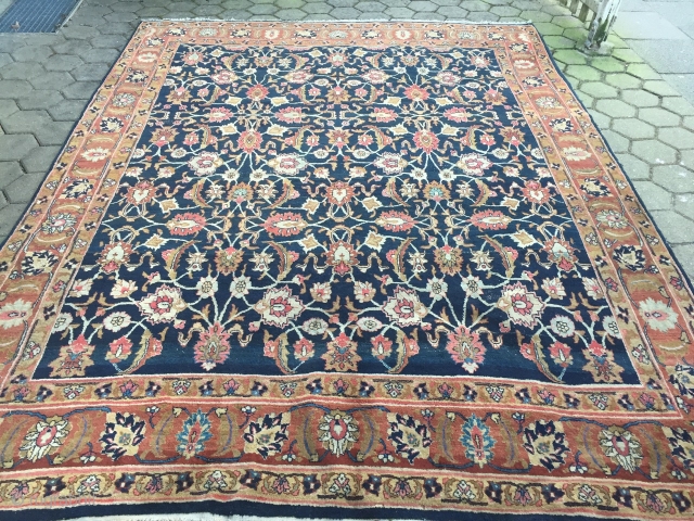 Fine antique Persian Tabriz carpet, very decorative. Size: ca. 335x260cm / 11ft x 8'6''ft                   