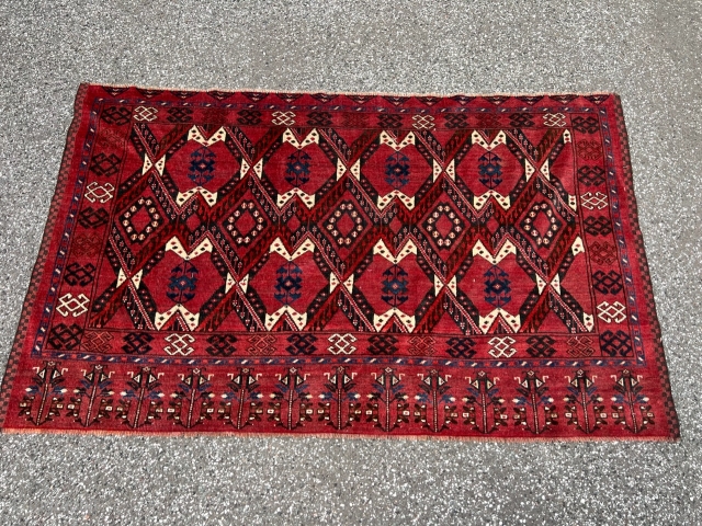 Beautiful antique Turkmen Beshir Chuval, age: 19th century. Size: 158x94cm / 5’1ft by 3ft http://www.najib.de                  