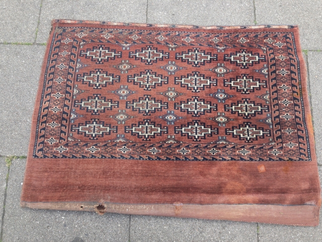 Antique Turkmen Yomud Chuval with Memling Gul design, age: 19th century. Size: ca. 115x70cm / 3'8''ft x 2'3''ft nice collector´s piece            